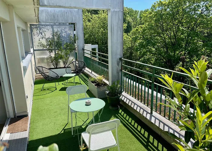 Appartement Avec Terrasse Et Parking Gratuit Accole