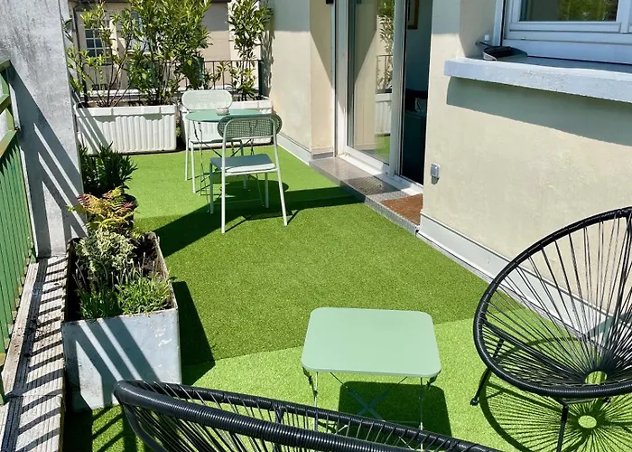 Appartement Avec Terrasse Et Parking Gratuit Accole